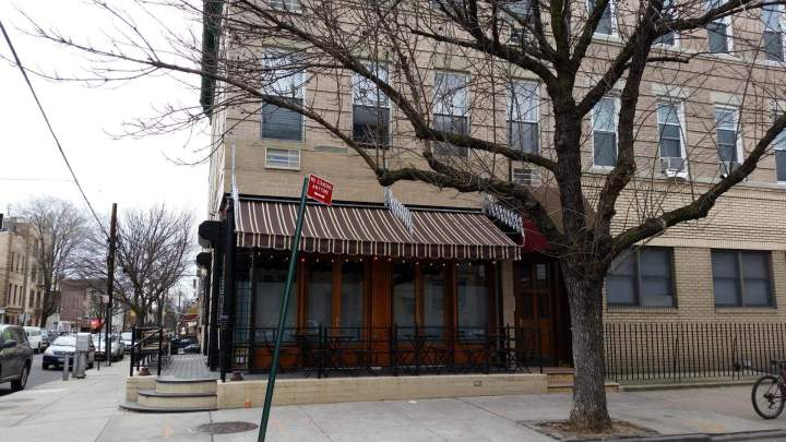 Commercial Awning Manufacturers Nassau County