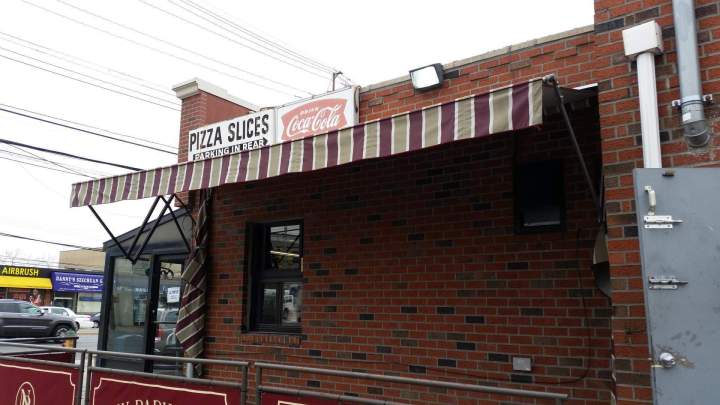 Deluxe Awning